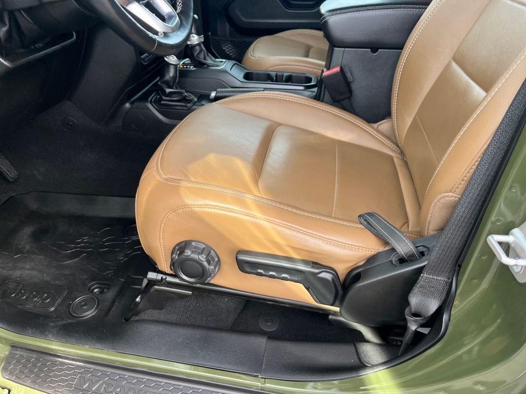 used 2021 Jeep Wrangler Unlimited car, priced at $31,098