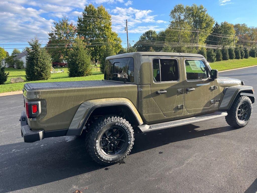 new 2025 Jeep Gladiator car, priced at $44,926