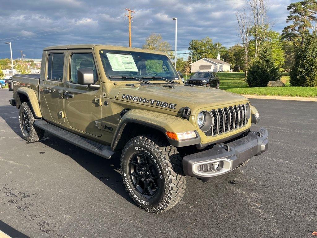 new 2025 Jeep Gladiator car, priced at $44,926
