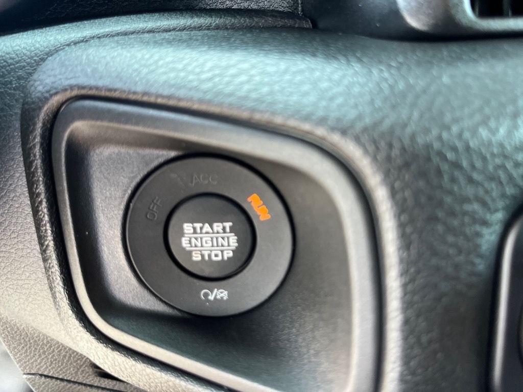 new 2025 Jeep Wrangler car, priced at $46,960