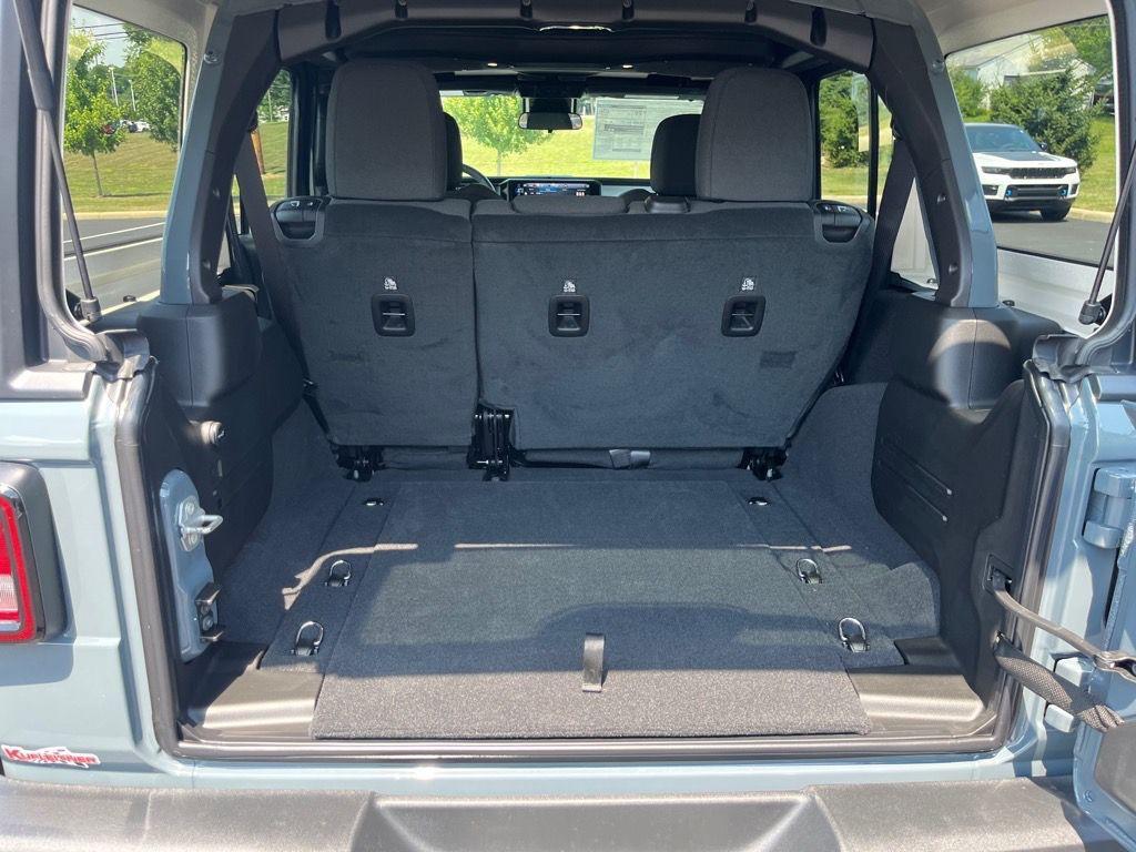 new 2025 Jeep Wrangler car, priced at $46,960