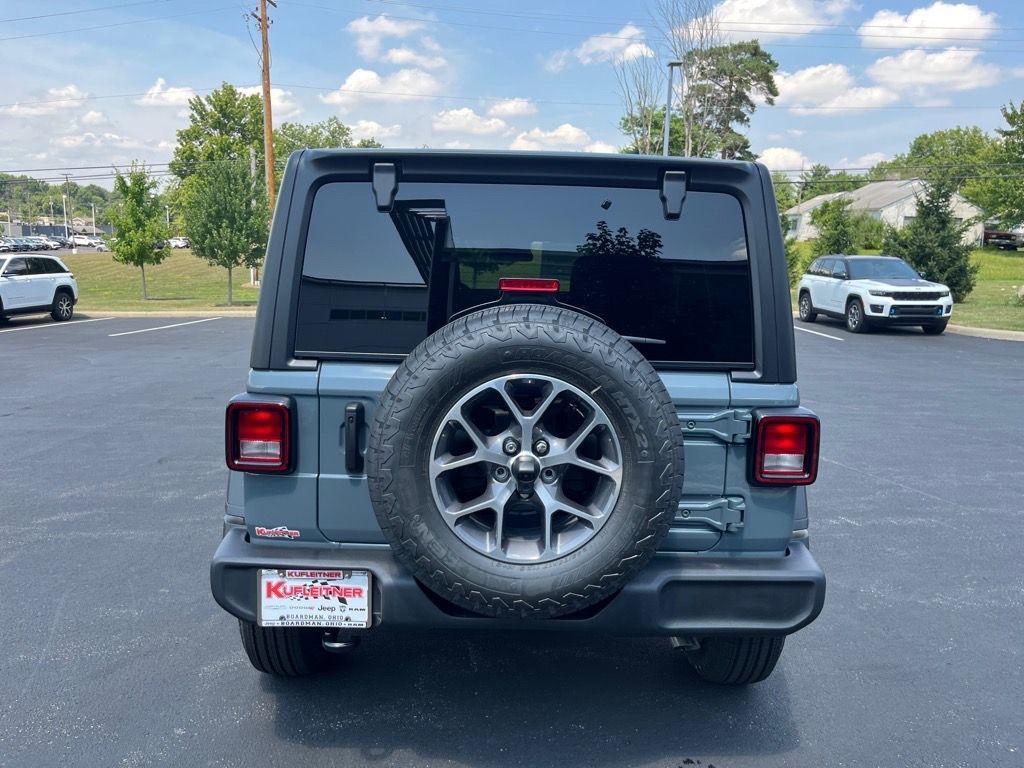 new 2025 Jeep Wrangler car, priced at $46,960