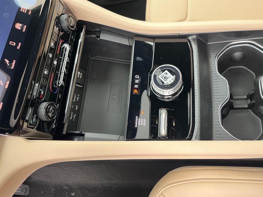 new 2025 Jeep Grand Cherokee car, priced at $51,526