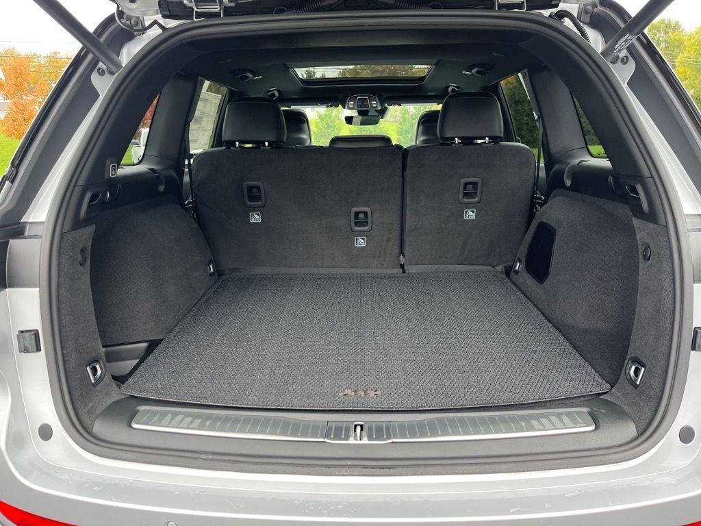 new 2025 Jeep Grand Cherokee car, priced at $58,309