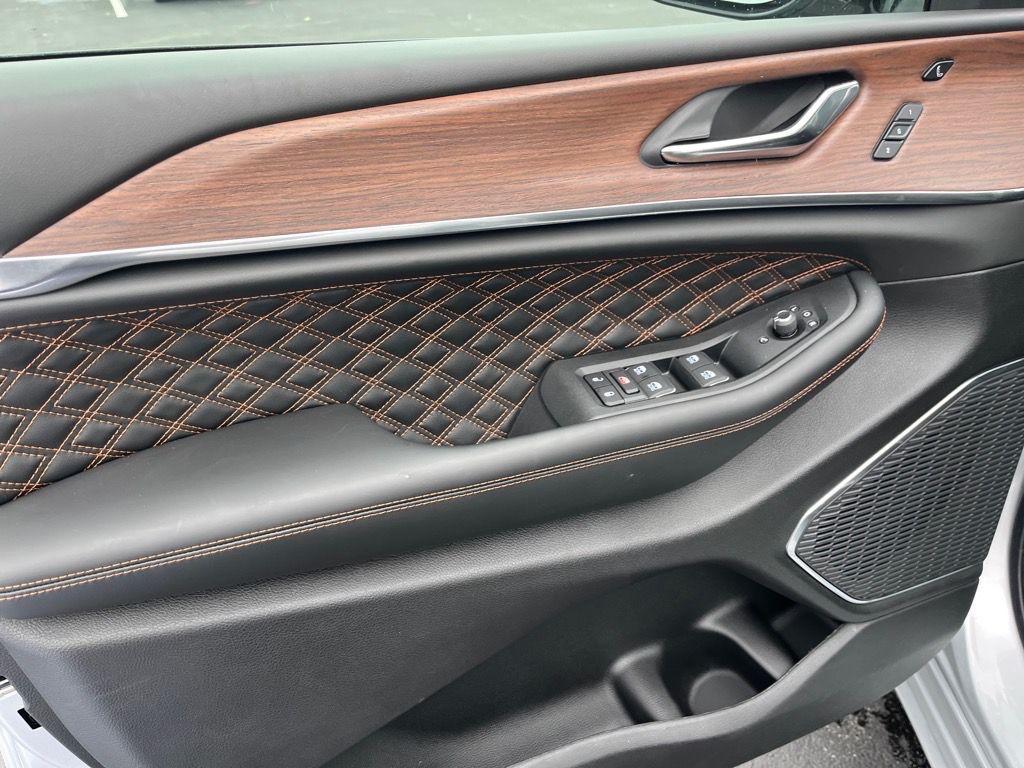 new 2025 Jeep Grand Cherokee car, priced at $58,309