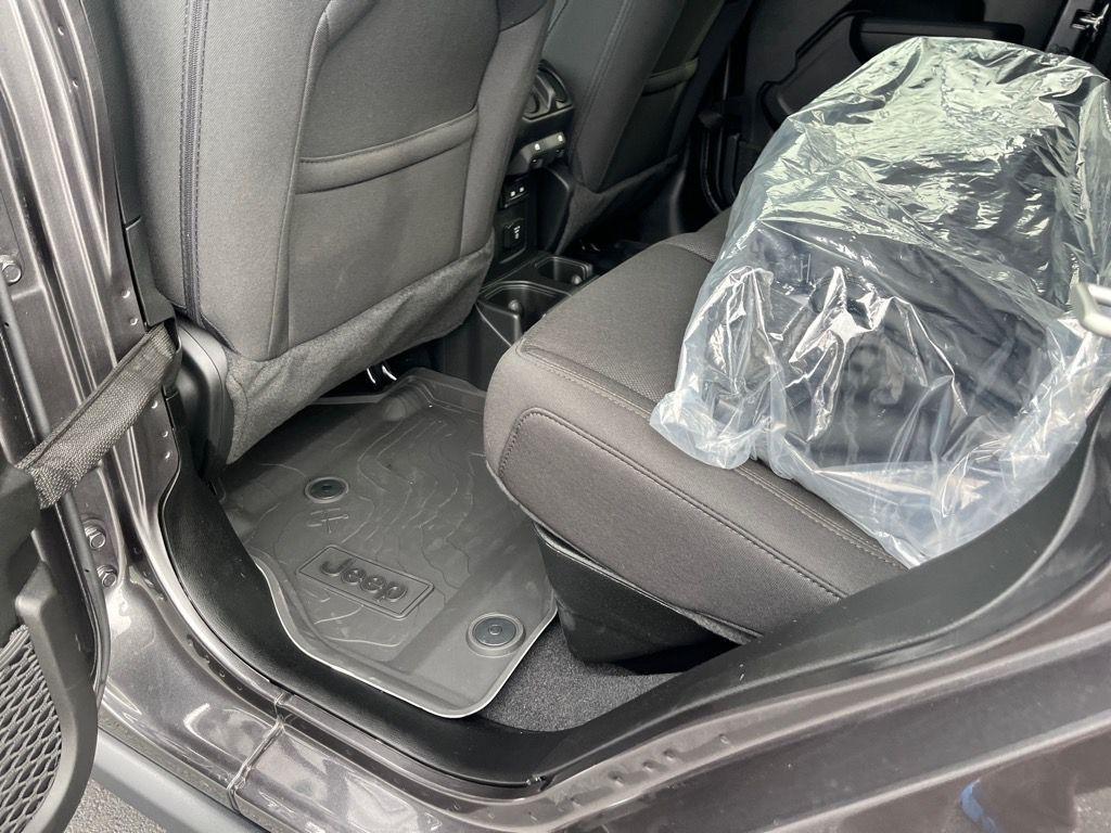 used 2023 Jeep Gladiator car, priced at $37,807