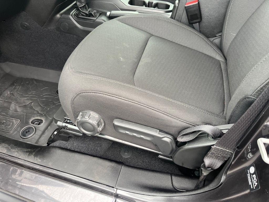 used 2023 Jeep Gladiator car, priced at $37,807