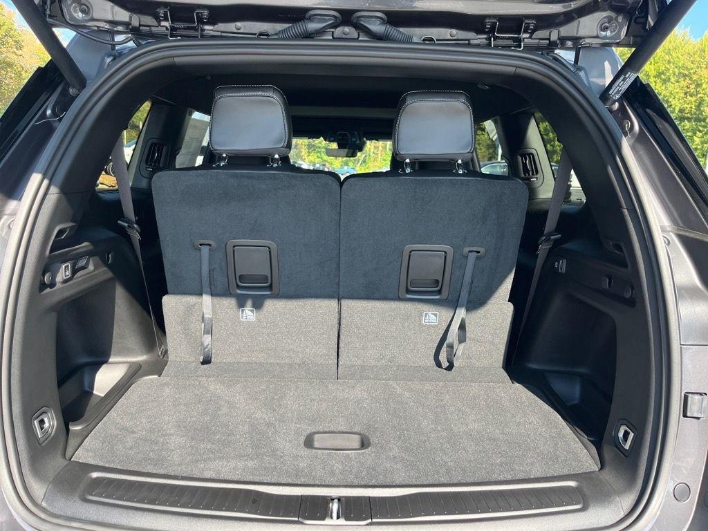 new 2025 Jeep Grand Cherokee L car, priced at $43,641