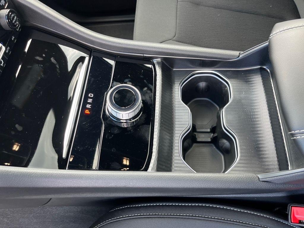 new 2025 Jeep Grand Cherokee car, priced at $39,777