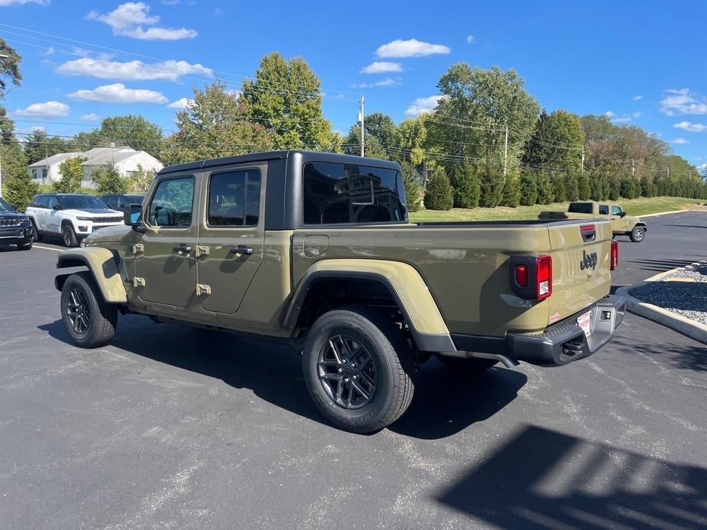 new 2025 Jeep Gladiator car, priced at $44,451