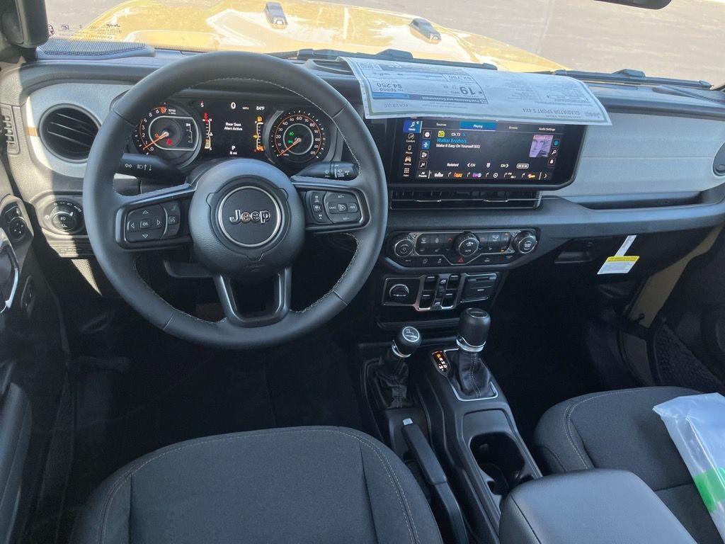new 2025 Jeep Gladiator car, priced at $44,451