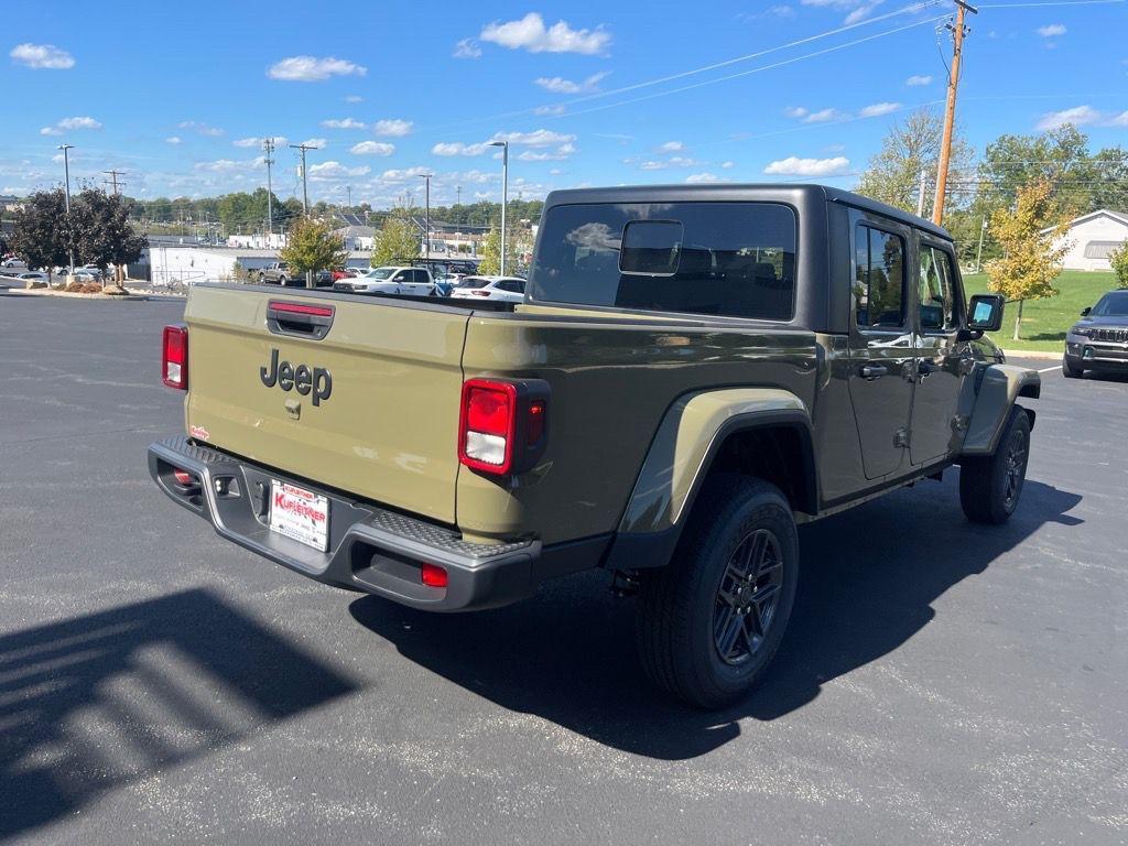 new 2025 Jeep Gladiator car, priced at $44,451