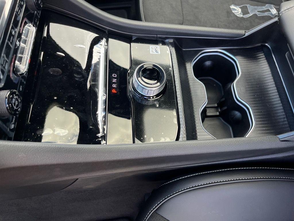 new 2025 Jeep Grand Cherokee L car, priced at $45,454