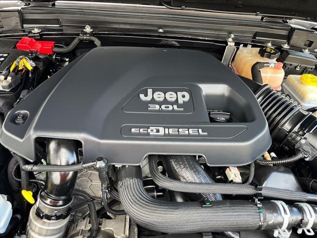 used 2021 Jeep Wrangler Unlimited car, priced at $31,765