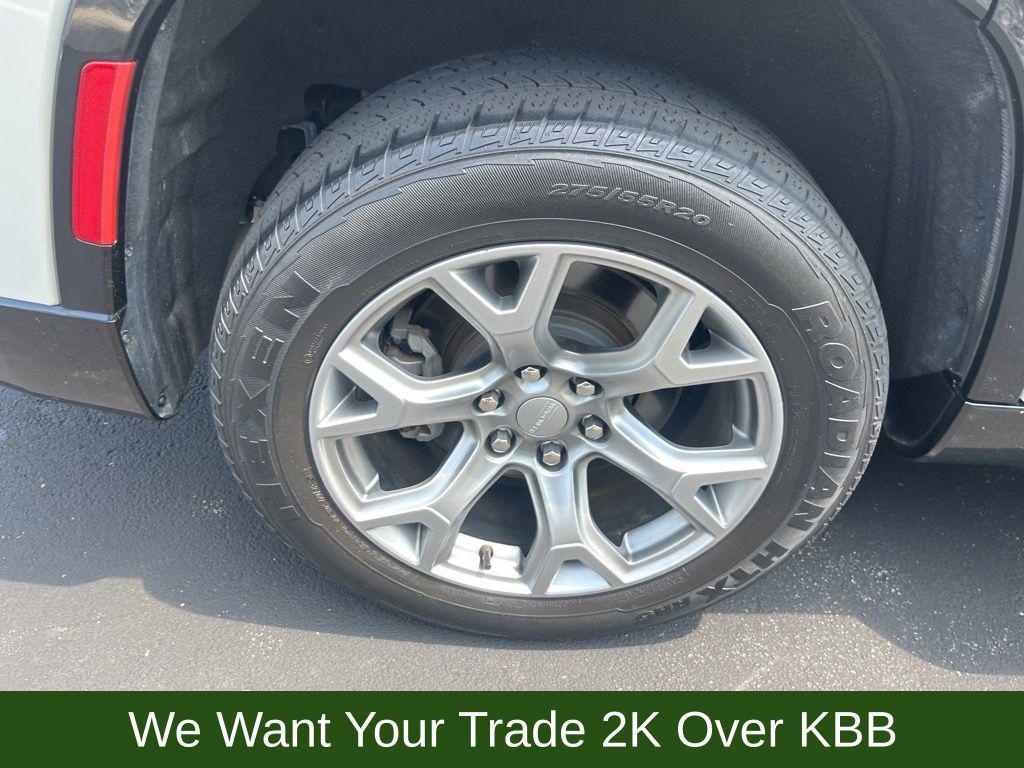 used 2022 Jeep Wagoneer car, priced at $39,900