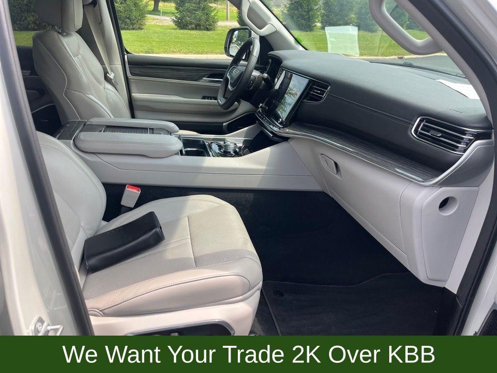 used 2022 Jeep Wagoneer car, priced at $39,900