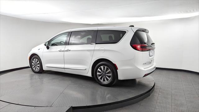 used 2023 Chrysler Pacifica Hybrid car, priced at $29,795