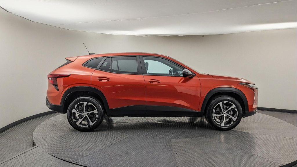 used 2024 Chevrolet Trax car, priced at $19,299
