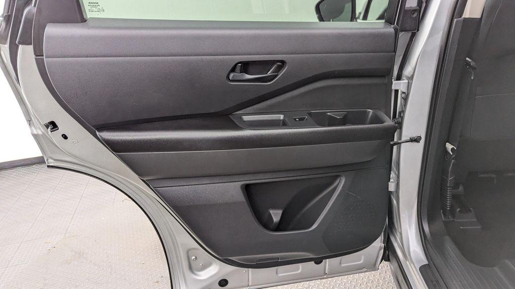 used 2024 Nissan Pathfinder car, priced at $24,999