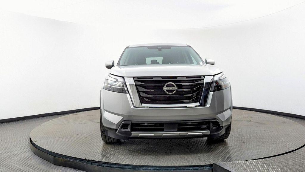 used 2024 Nissan Pathfinder car, priced at $24,999