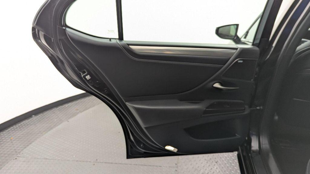 used 2019 Lexus ES 350 car, priced at $24,699
