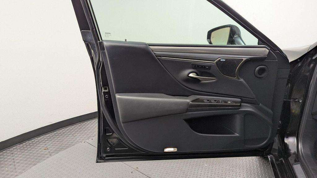 used 2019 Lexus ES 350 car, priced at $24,699