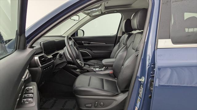 used 2025 Kia Telluride car, priced at $37,490