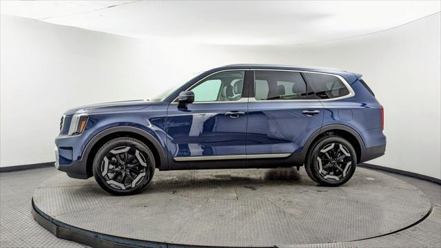 used 2025 Kia Telluride car, priced at $37,490