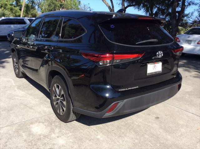 used 2022 Toyota Highlander car, priced at $26,799