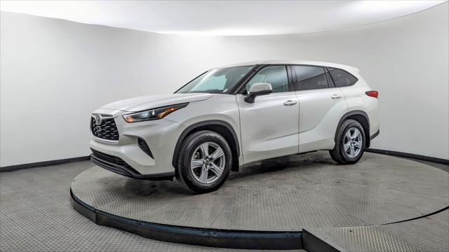 used 2021 Toyota Highlander car, priced at $23,299