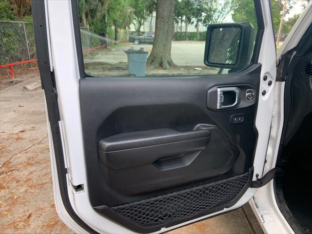 used 2023 Jeep Gladiator car, priced at $28,999