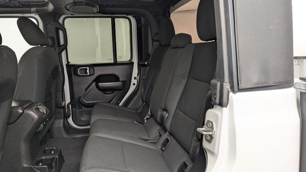 used 2023 Jeep Gladiator car, priced at $27,495