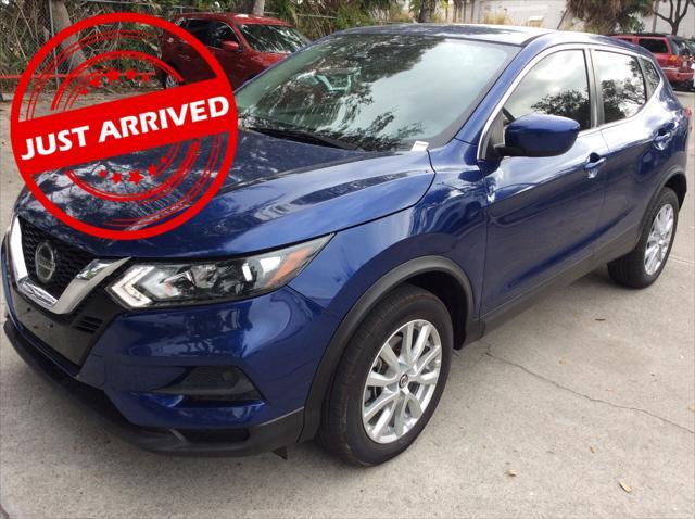 used 2020 Nissan Rogue Sport car, priced at $11,999