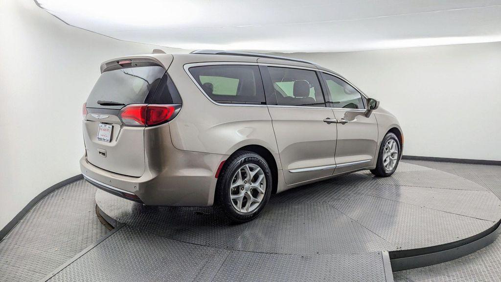 used 2018 Chrysler Pacifica car, priced at $16,799