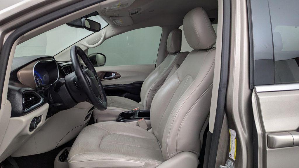 used 2018 Chrysler Pacifica car, priced at $16,799