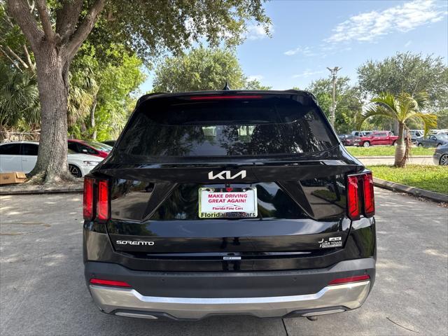 used 2024 Kia Sorento car, priced at $26,999