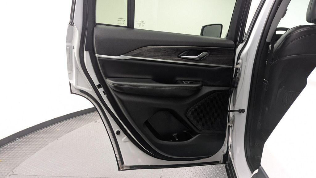 used 2023 Jeep Grand Cherokee car, priced at $25,299