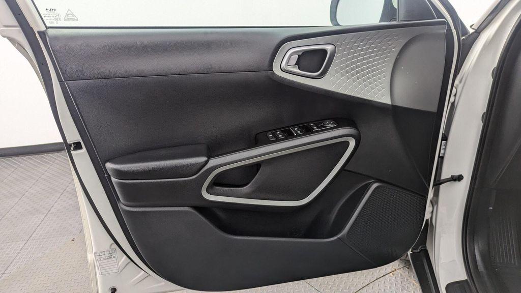 used 2022 Kia Soul car, priced at $9,999