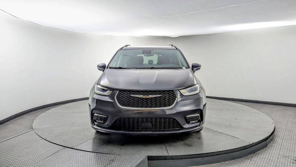 used 2021 Chrysler Pacifica car, priced at $16,299