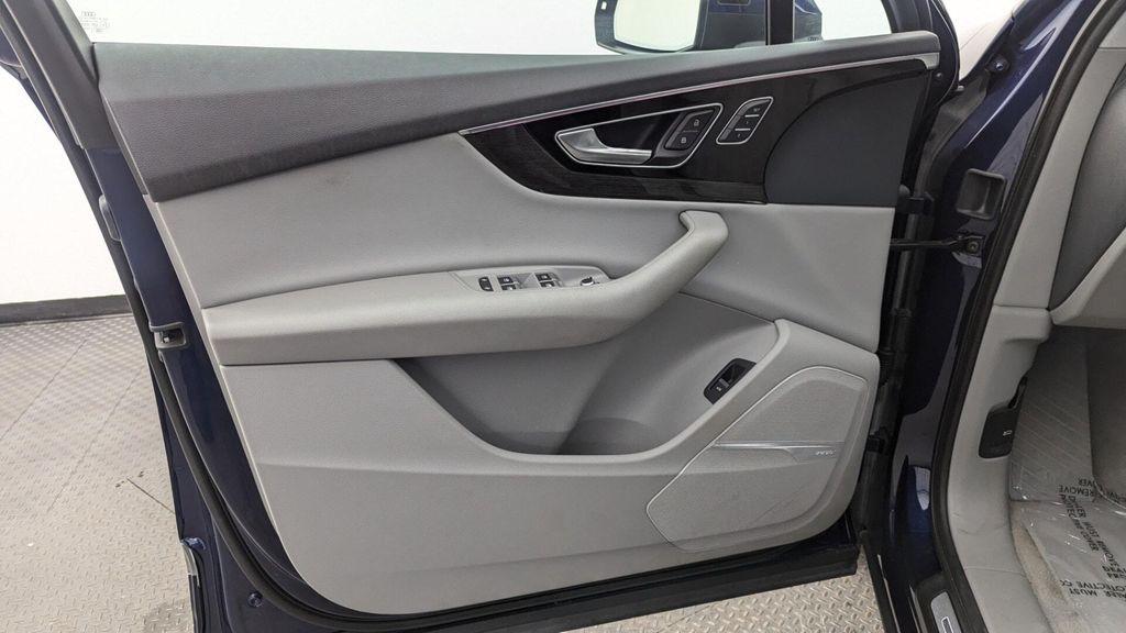 used 2019 Audi Q7 car, priced at $21,398