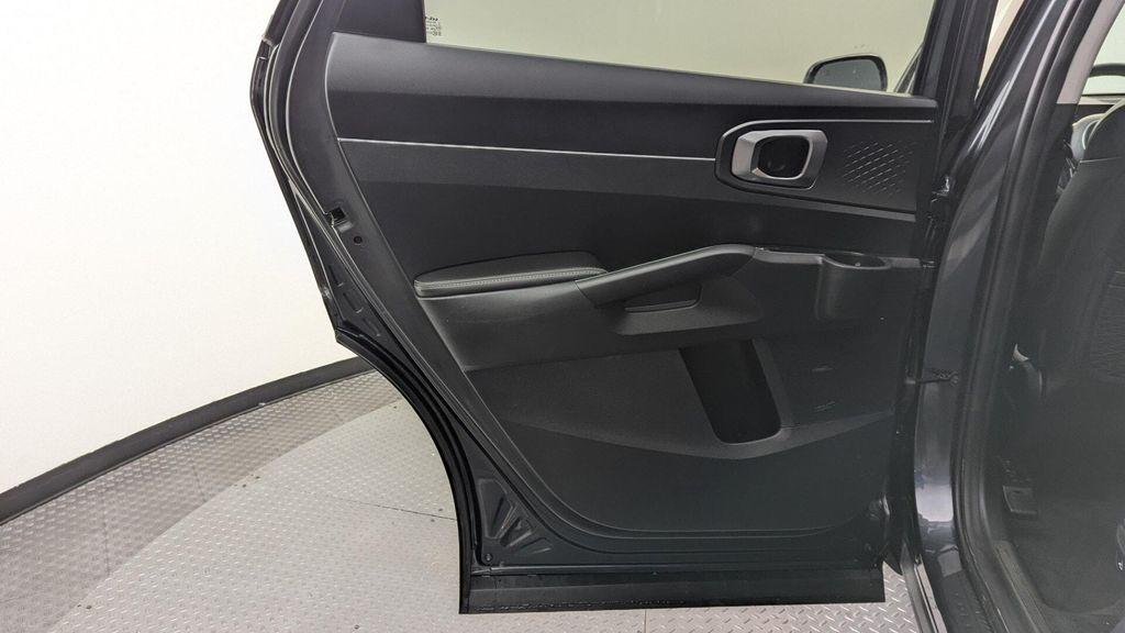used 2024 Kia Sorento car, priced at $25,899