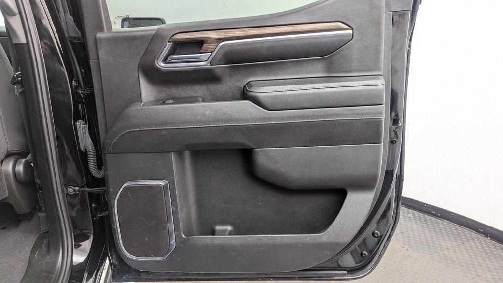 used 2024 Chevrolet Silverado 1500 car, priced at $28,989