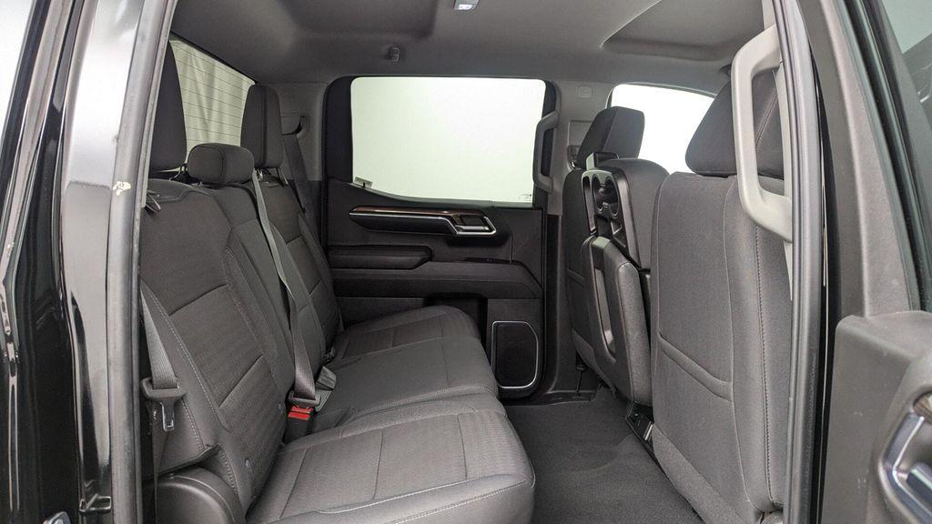 used 2024 Chevrolet Silverado 1500 car, priced at $28,989