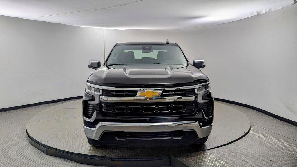 used 2024 Chevrolet Silverado 1500 car, priced at $28,989