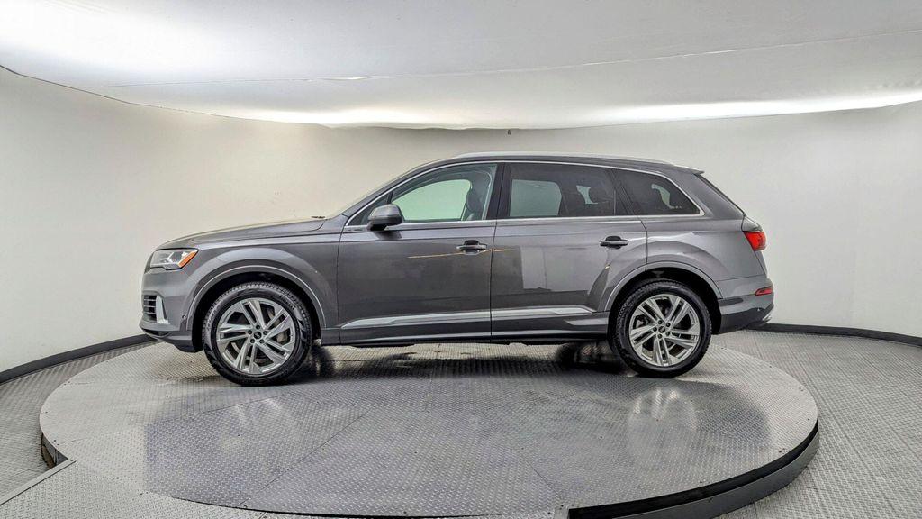 used 2022 Audi Q7 car, priced at $32,699