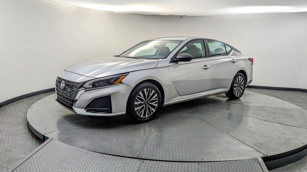 used 2024 Nissan Altima car, priced at $17,399