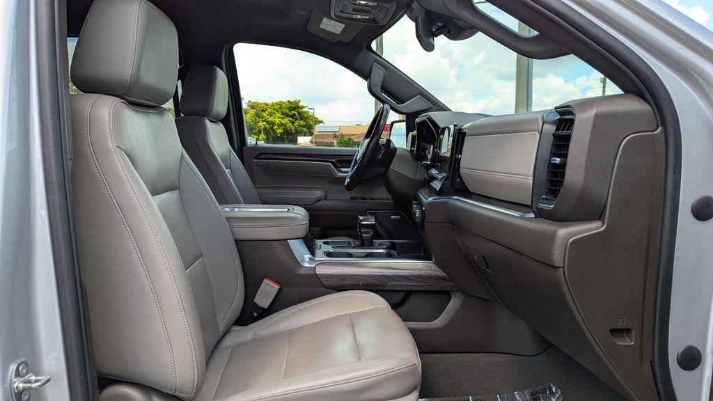 used 2022 Chevrolet Silverado 1500 car, priced at $39,799