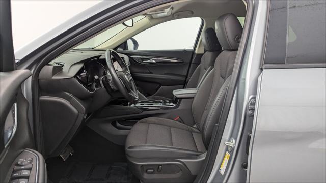 used 2023 Buick Envision car, priced at $18,999