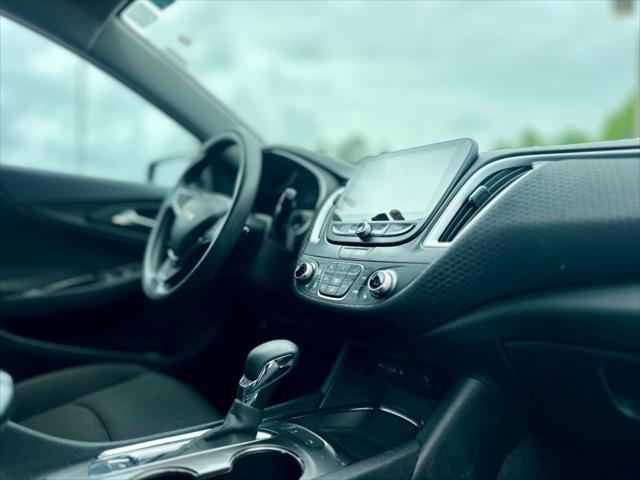 used 2024 Chevrolet Malibu car, priced at $17,999