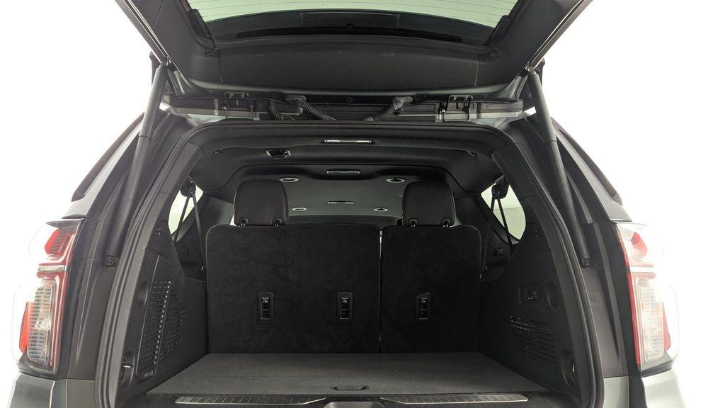 used 2023 Chevrolet Suburban car, priced at $37,299